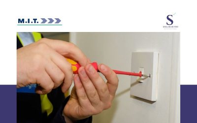 Mandatory Qualification Alert: The EAS 2026 Deadline for Electricians is Here